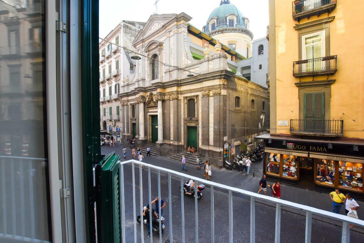 Domus Borbonica Acomodação com café da manhã Nápoles Exterior foto
